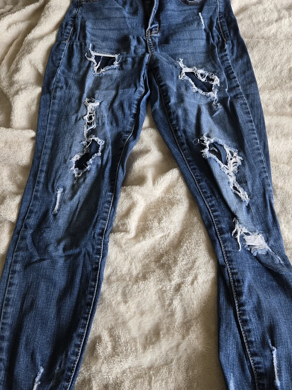 Distressed Blue Ripped Jeggings